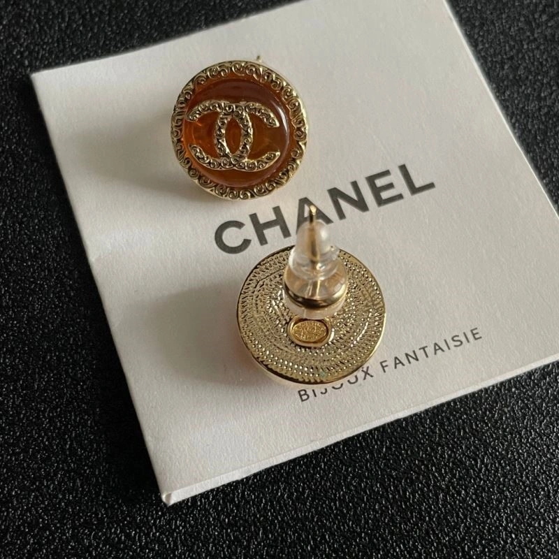 Comfortable Chanel Earrings 221690