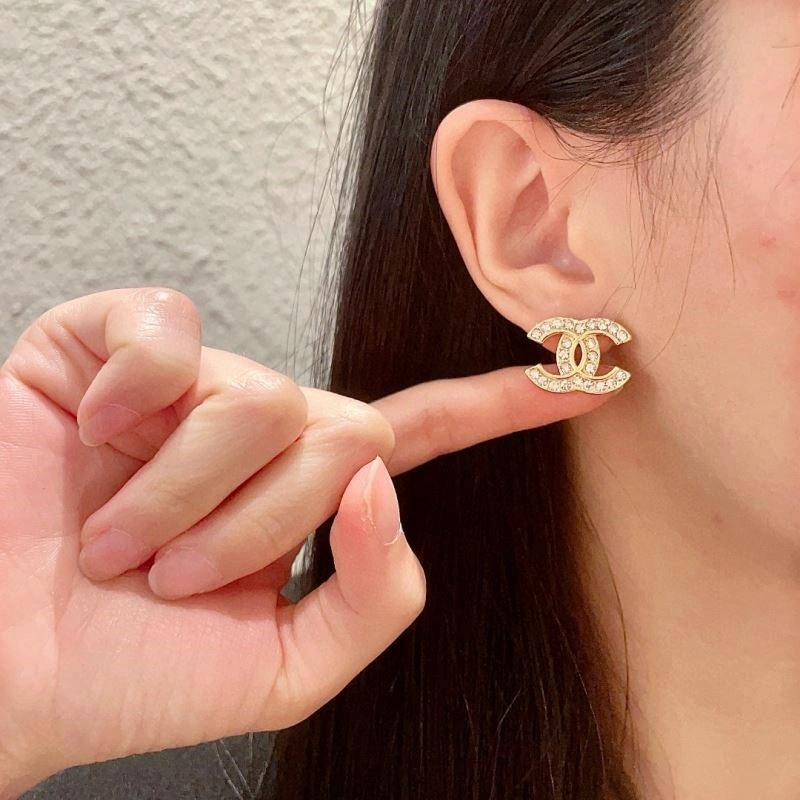 Chanel Earrings Lightweight 221686