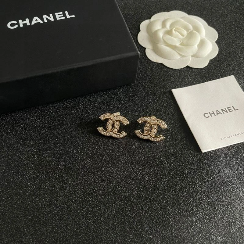 Chanel Earrings Lightweight 221686