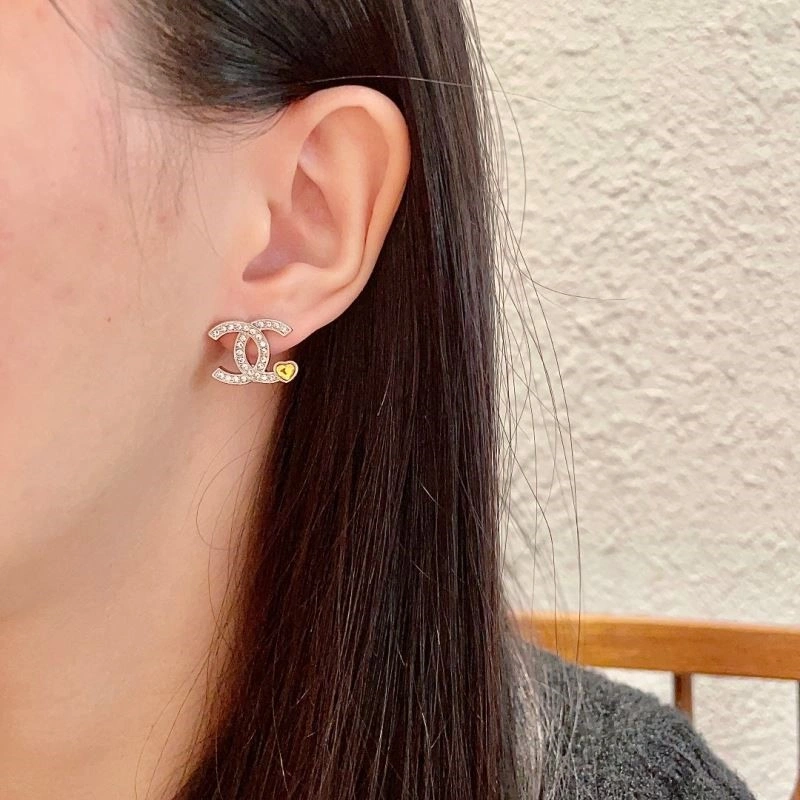 UrbanStyle Chanel Earrings 221682