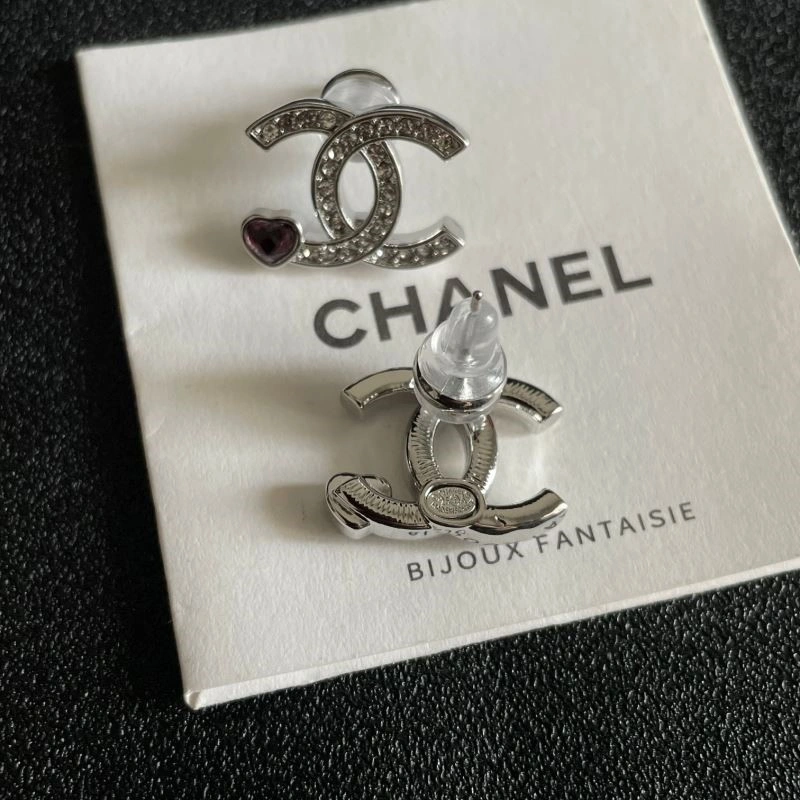 Versatile Chanel Earrings 221688