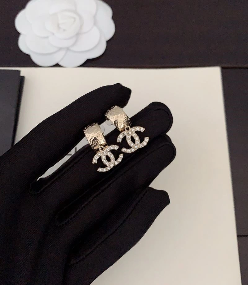 HighQuality Chanel Earrings 221674