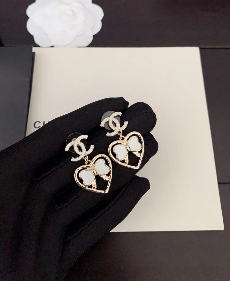 Chanel Earrings SmoothTexture 221665