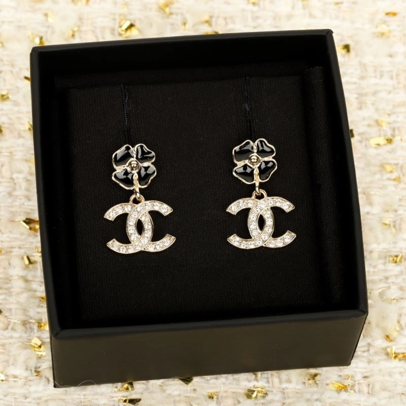 Snug Chanel Earrings 221660