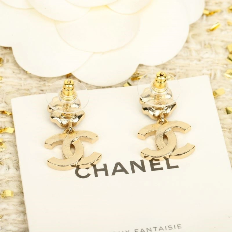 Snug Chanel Earrings 221660