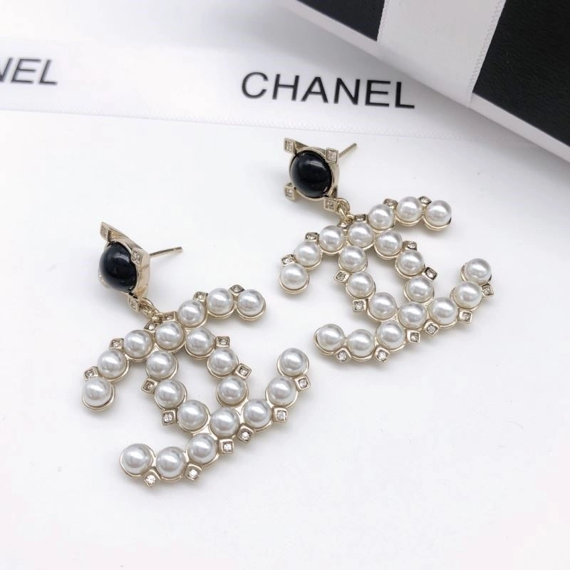 Chanel Earrings Refined 221655