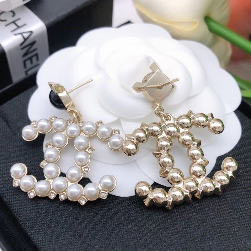 Chanel Earrings Refined 221655