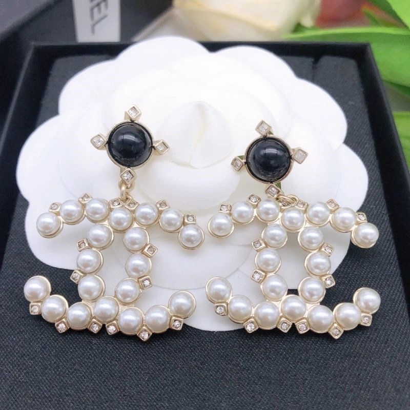 Chanel Earrings Refined 221655