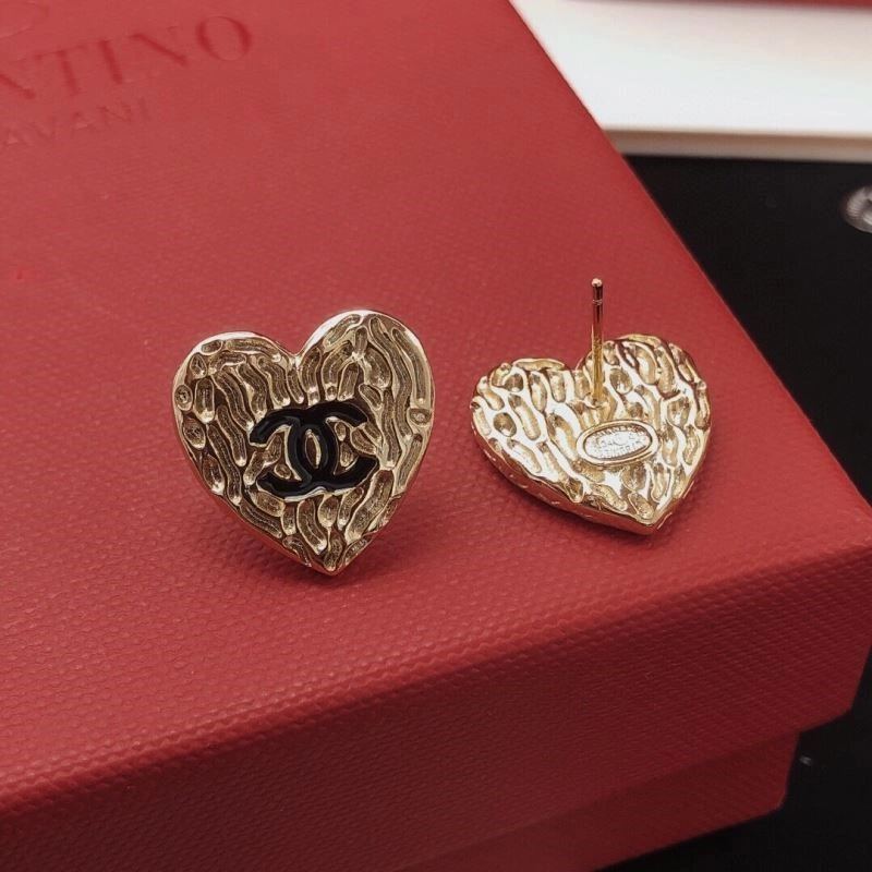 Chanel Earrings MoistureWicking 221640