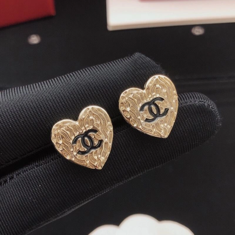 Chanel Earrings MoistureWicking 221640