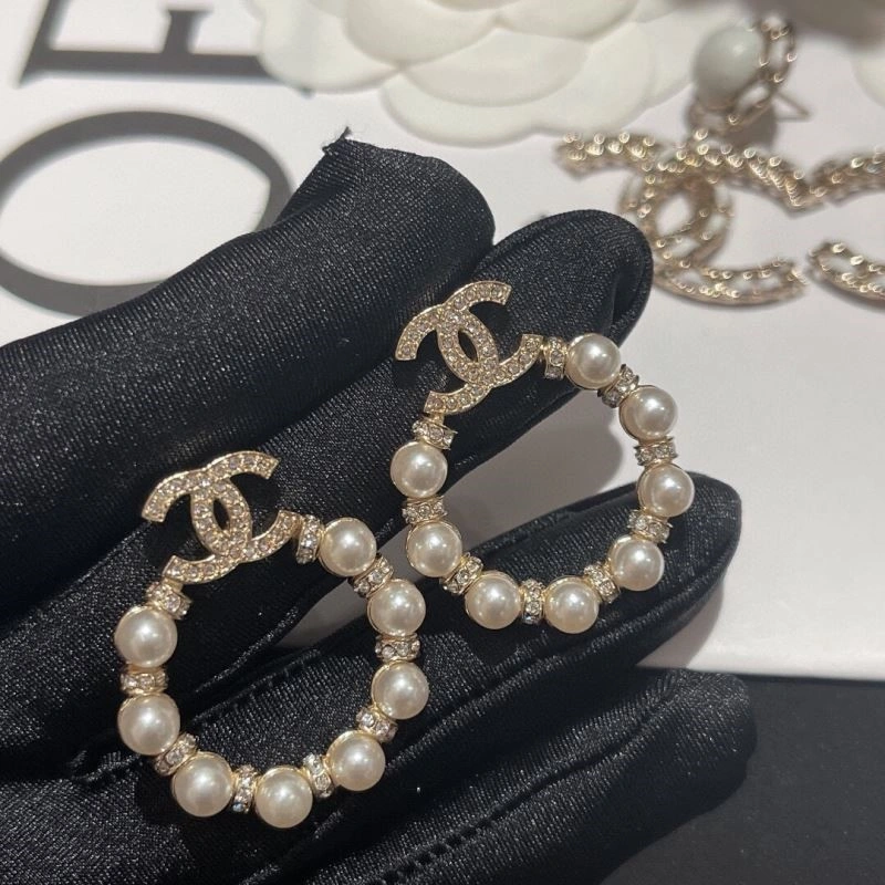 WellDesigned Chanel Earrings 221656