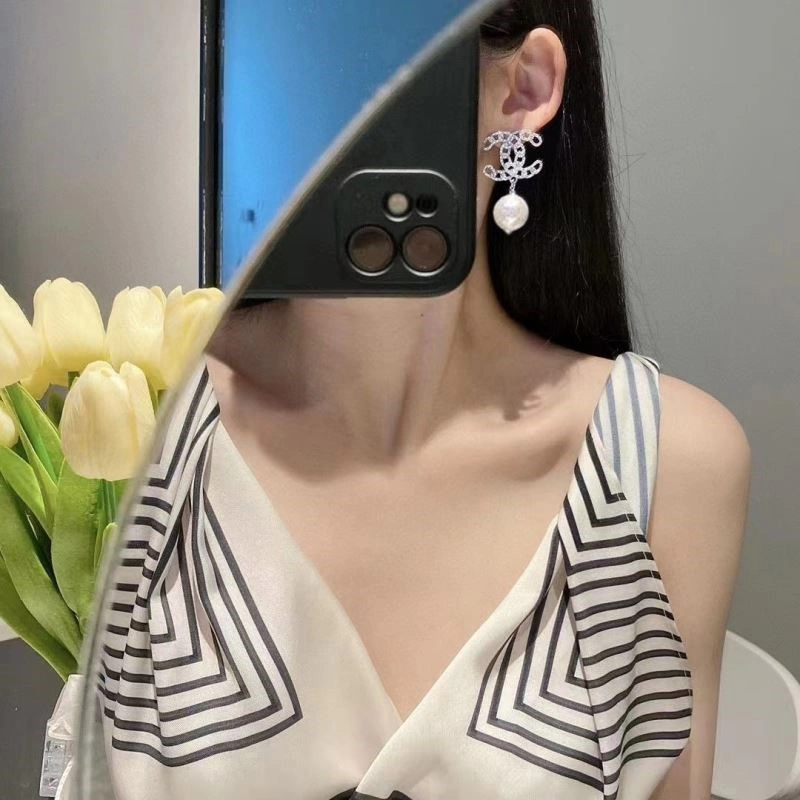 Chanel Earrings Minimalist 221649