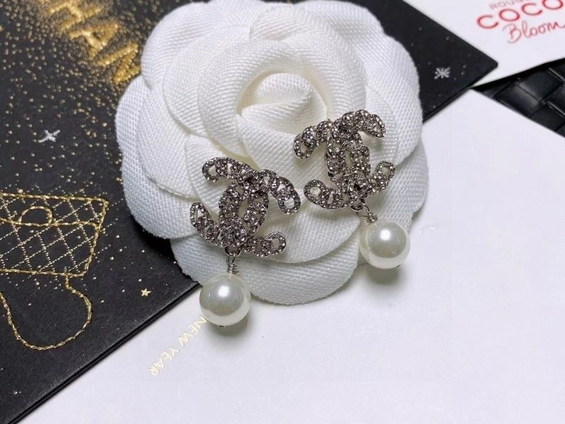 Chanel Earrings Minimalist 221649