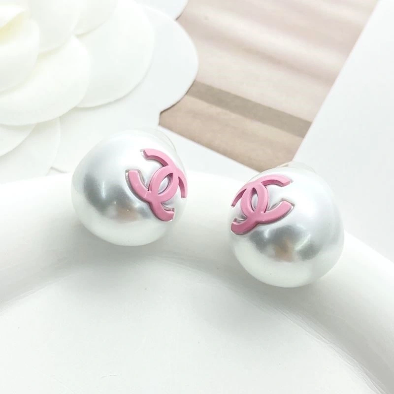 Sporty Chanel Earrings 221632