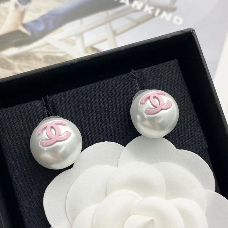 Sporty Chanel Earrings 221632