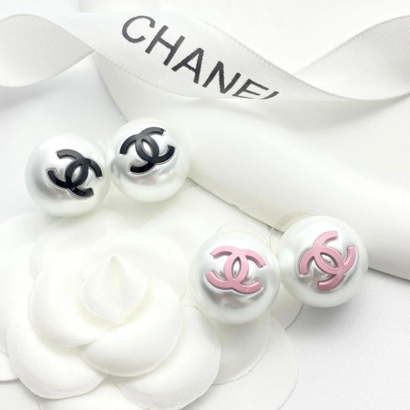 Sporty Chanel Earrings 221632