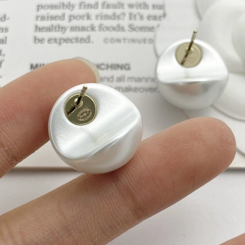 Chanel Earrings Packable 221647