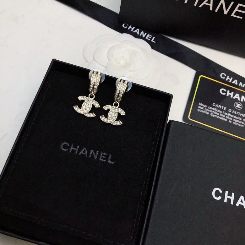 HighPerformance Chanel Earrings 221631