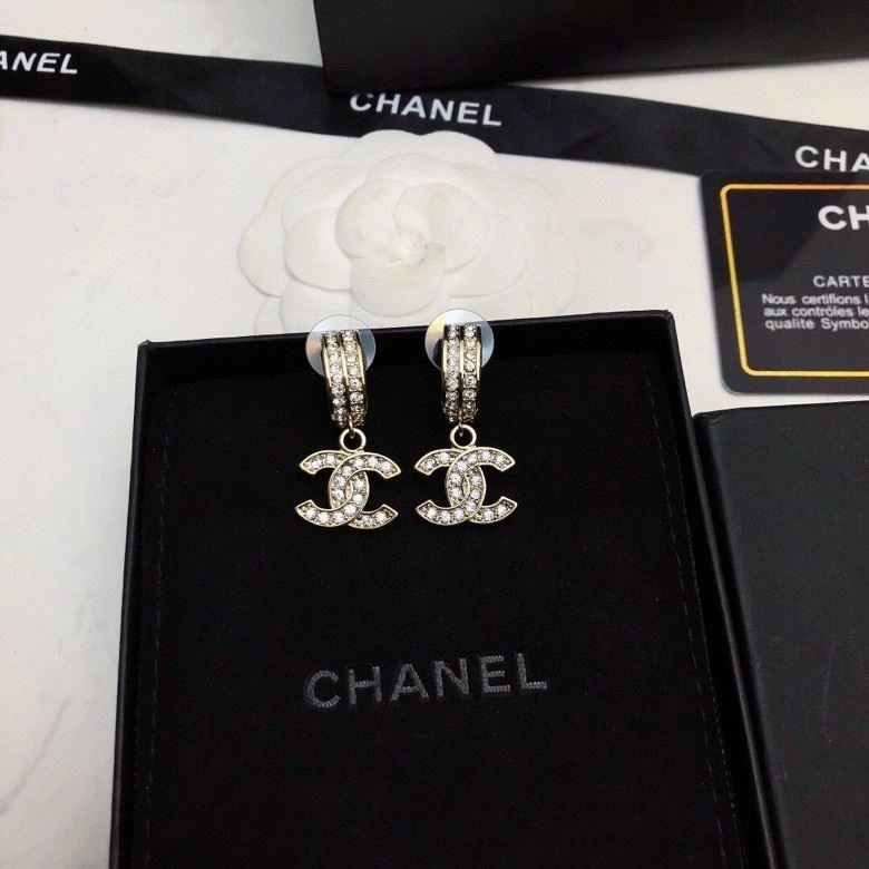 HighPerformance Chanel Earrings 221631