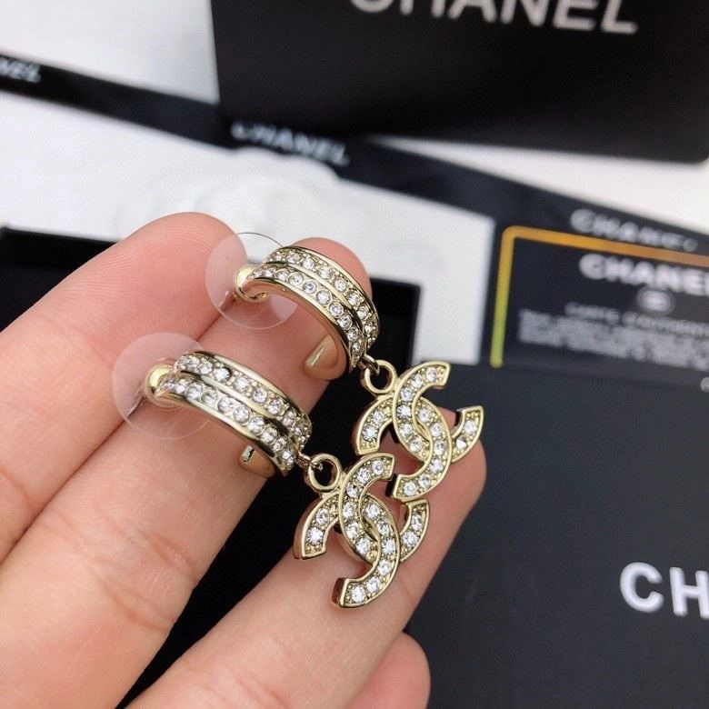 HighPerformance Chanel Earrings 221631