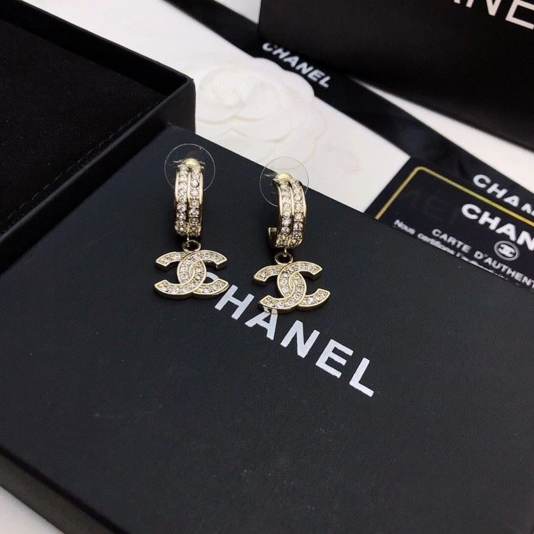 HighPerformance Chanel Earrings 221631