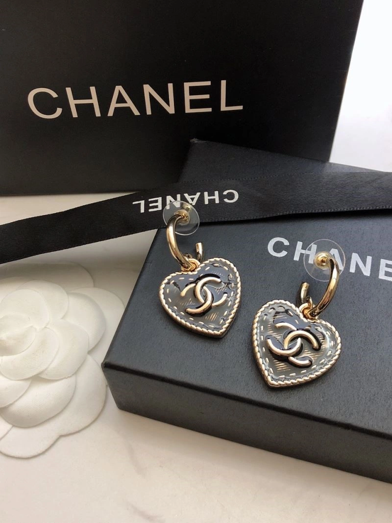 Affordable Chanel Earrings 221639