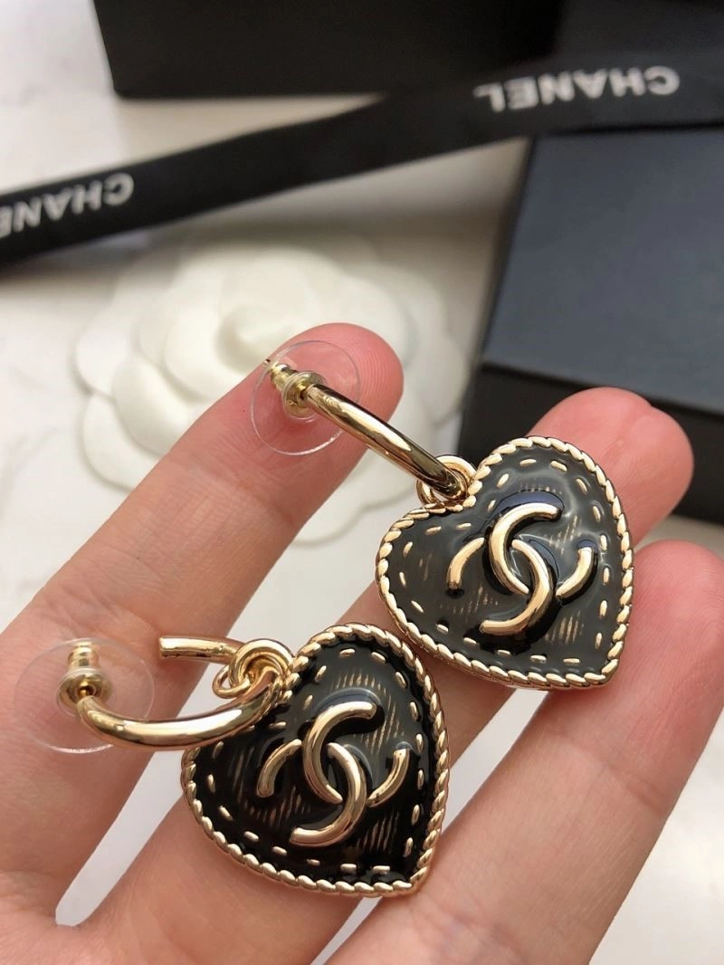 Affordable Chanel Earrings 221639