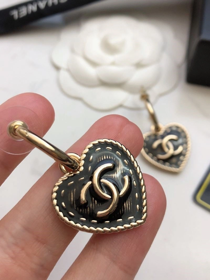 Affordable Chanel Earrings 221639