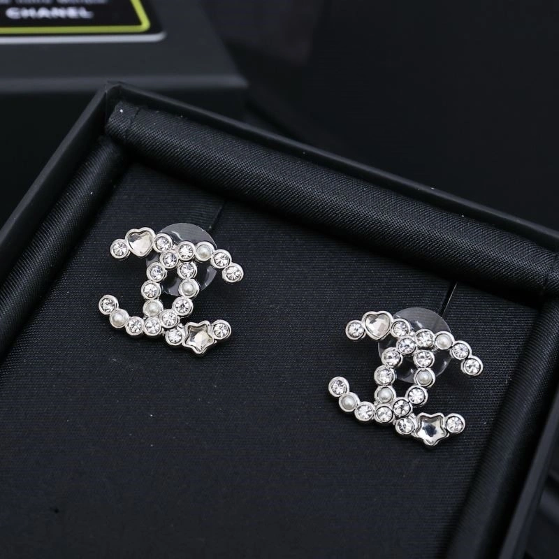Unique Chanel Earrings 221653