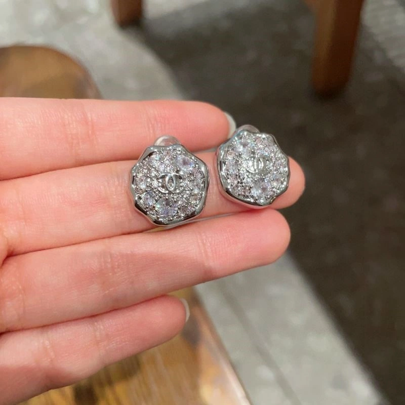Chanel Earrings WaterResistant 221620