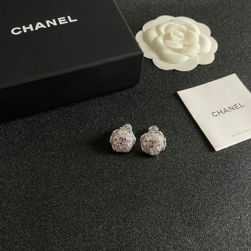 Chanel Earrings WaterResistant 221620