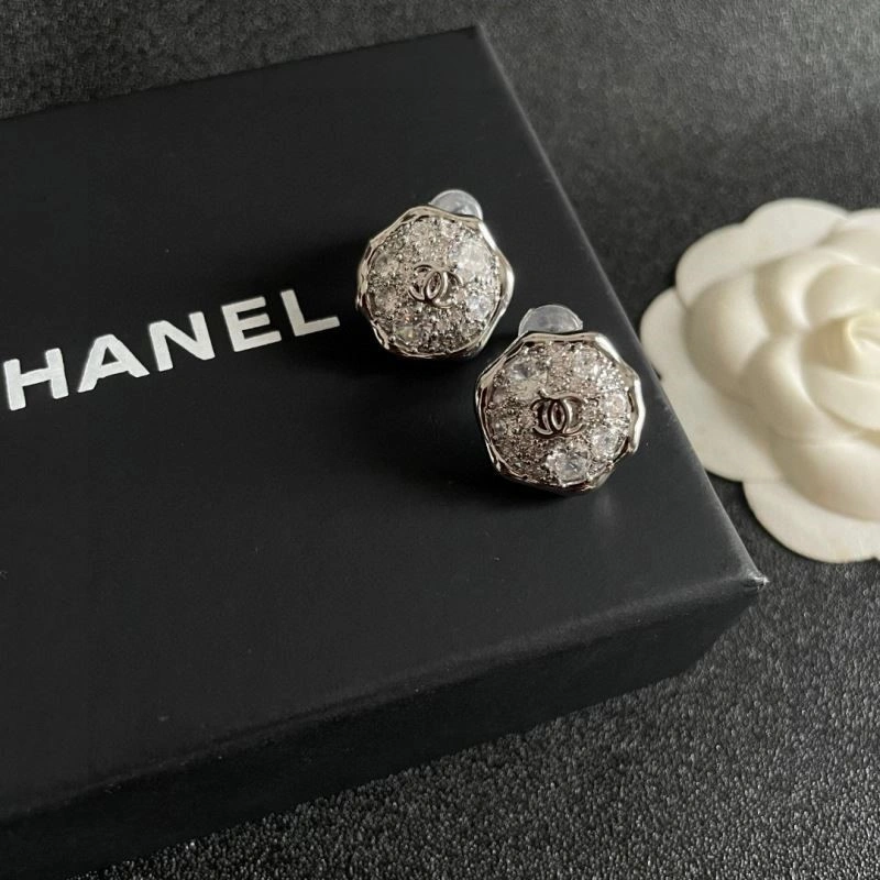 Chanel Earrings WaterResistant 221620