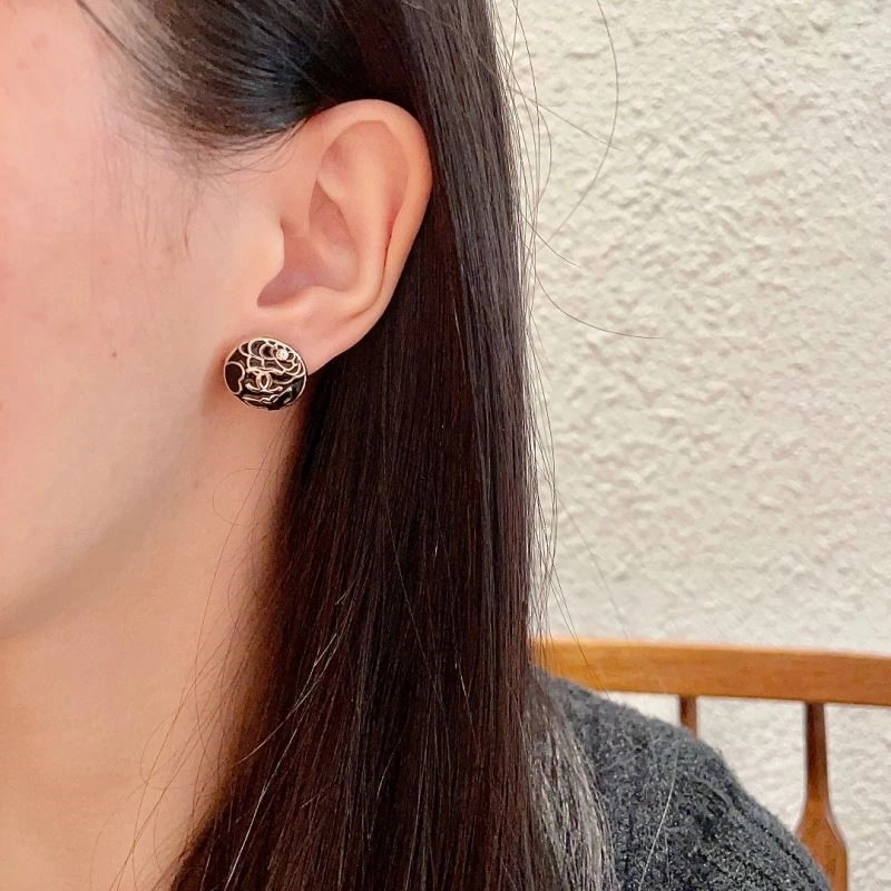 Effortless Chanel Earrings 221618