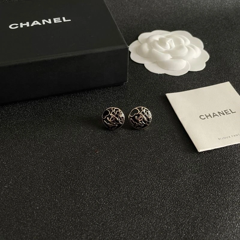 Effortless Chanel Earrings 221618