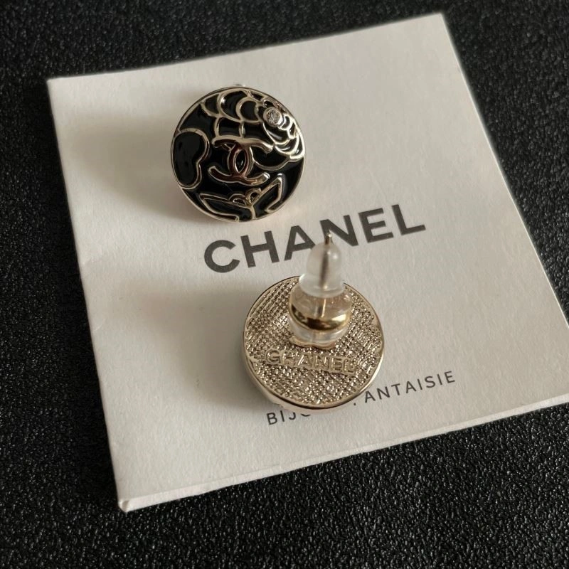 Effortless Chanel Earrings 221618