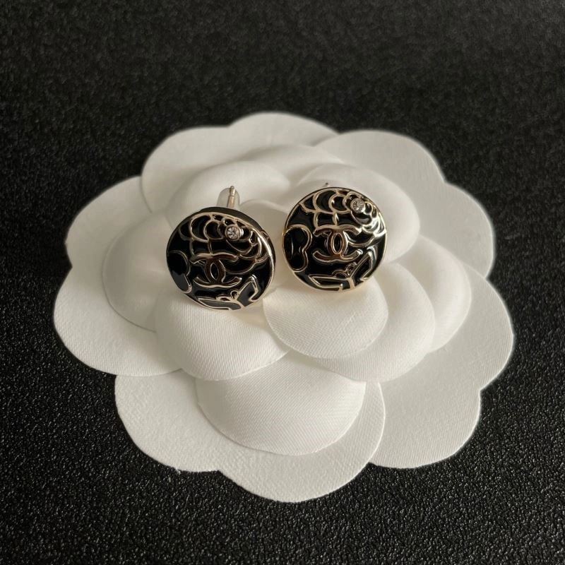 Effortless Chanel Earrings 221618
