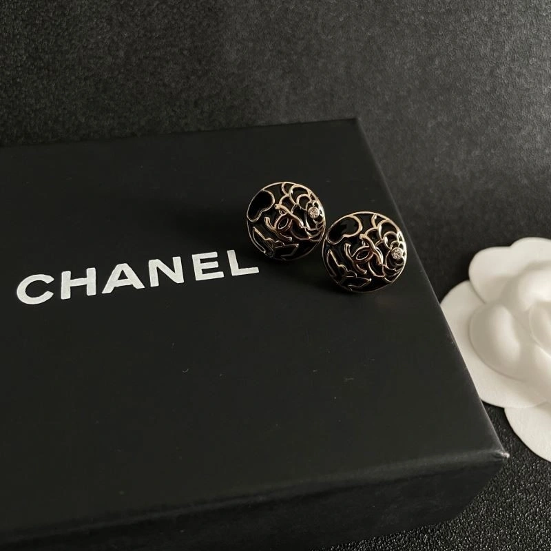Effortless Chanel Earrings 221618