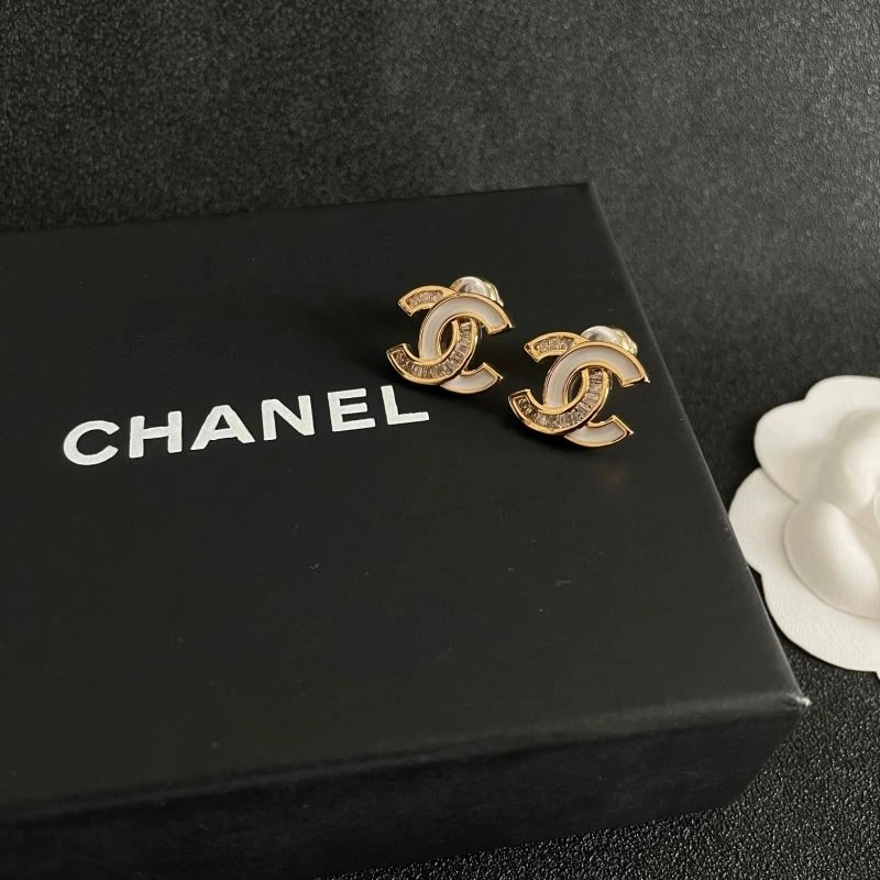 Chanel Earrings Bright 221616