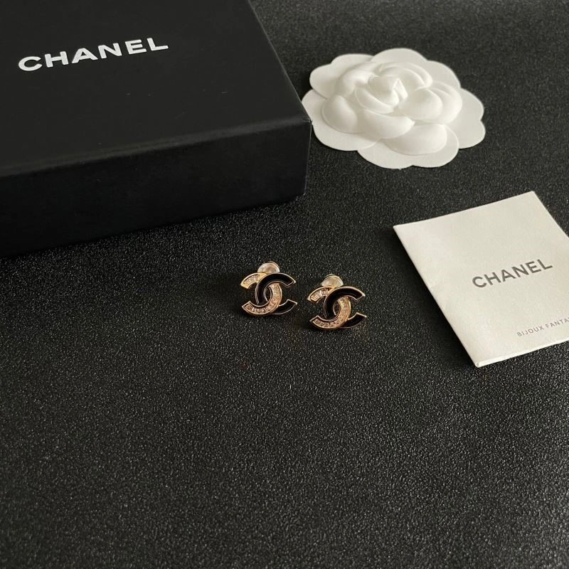 Chanel Earrings MoistureWicking 221619