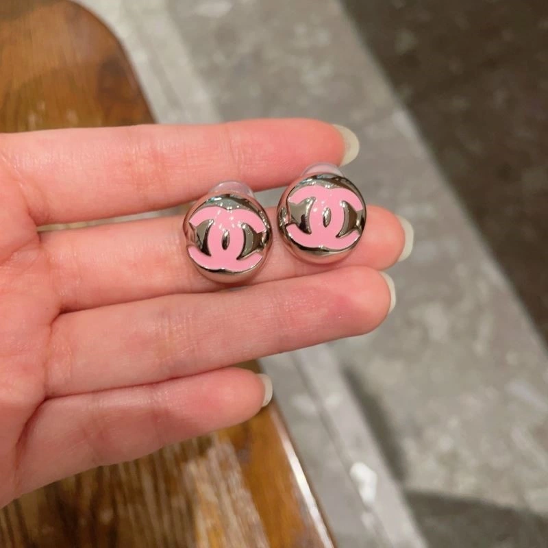 Chanel Earrings MoistureWicking 221610