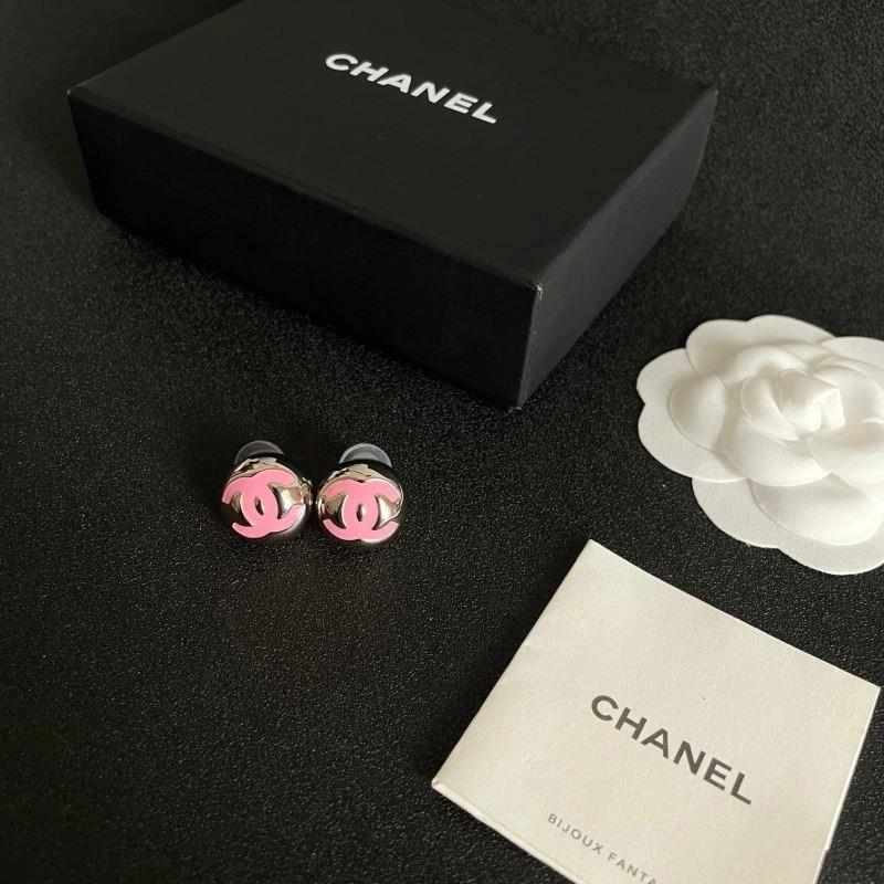 Chanel Earrings MoistureWicking 221610