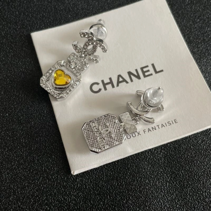 Chanel Earrings Attractive 221605