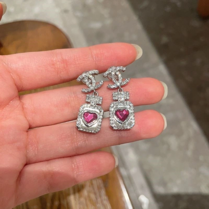 Comfortable Chanel Earrings 221604