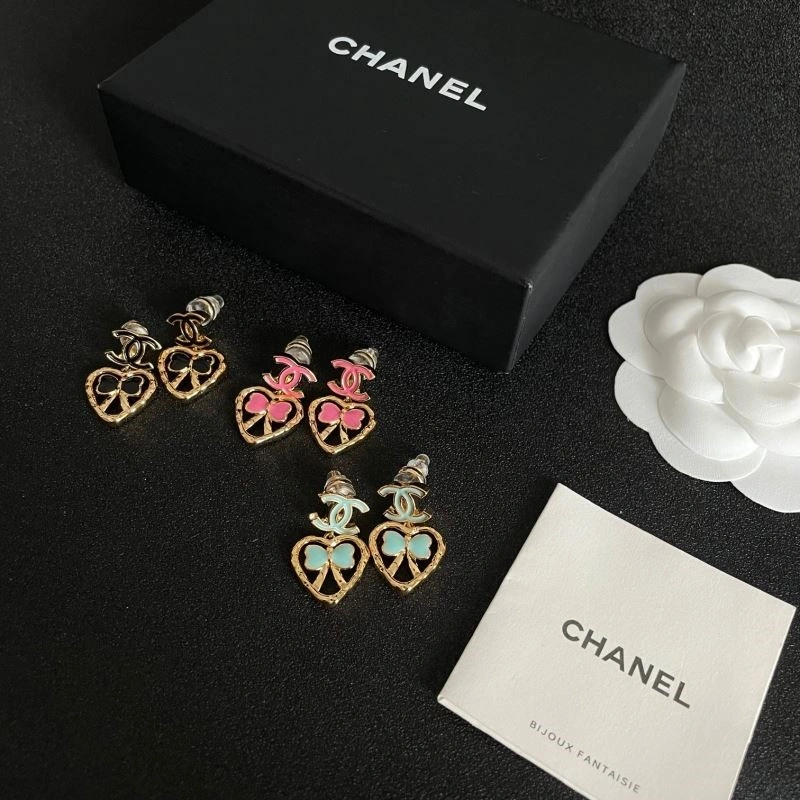 Chanel Earrings Lightweight 221614