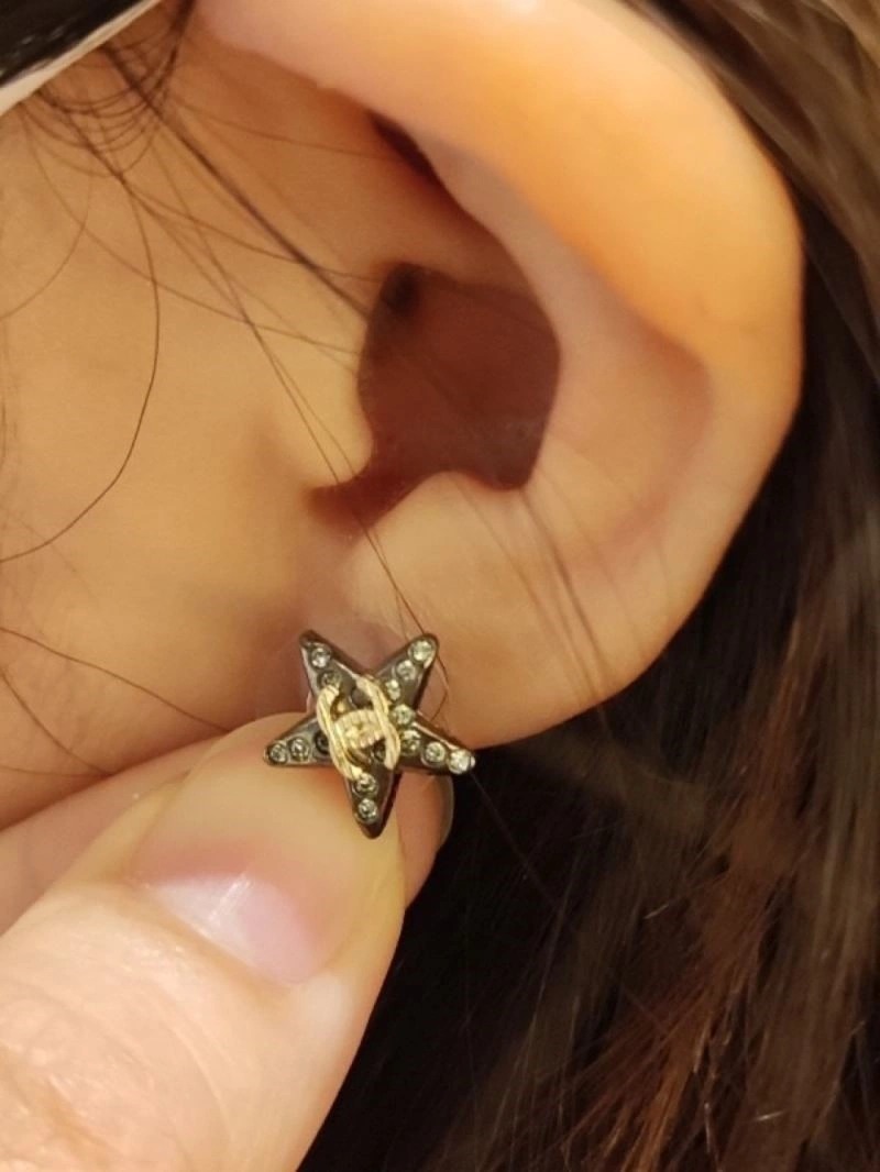 Chanel Earrings Resilient 221602