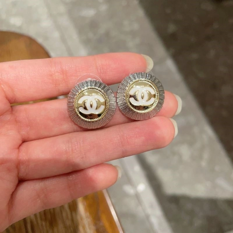 Chanel Earrings SmoothTexture 221609