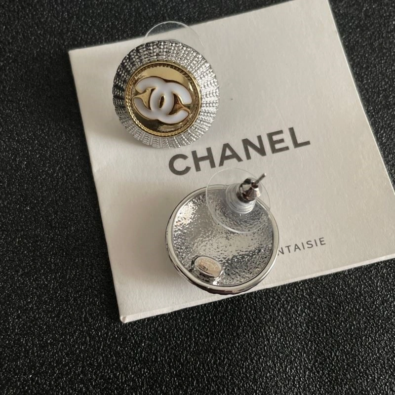 Chanel Earrings SmoothTexture 221609