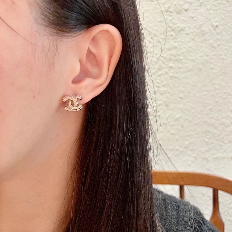 Chanel Earrings Fashionable 221584