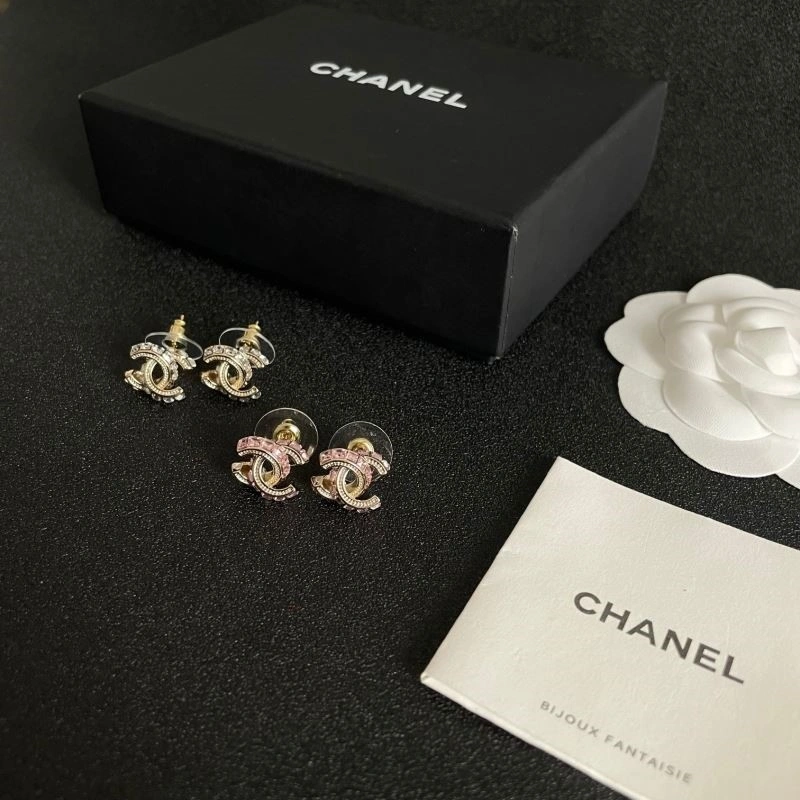 Popular Chanel Earrings 221598