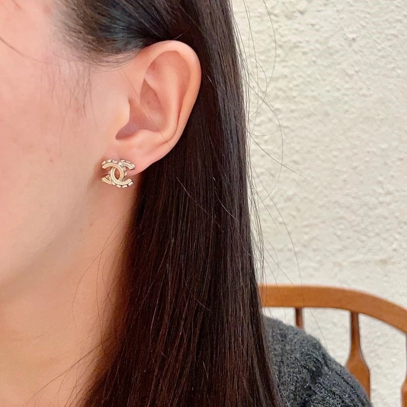 Popular Chanel Earrings 221598